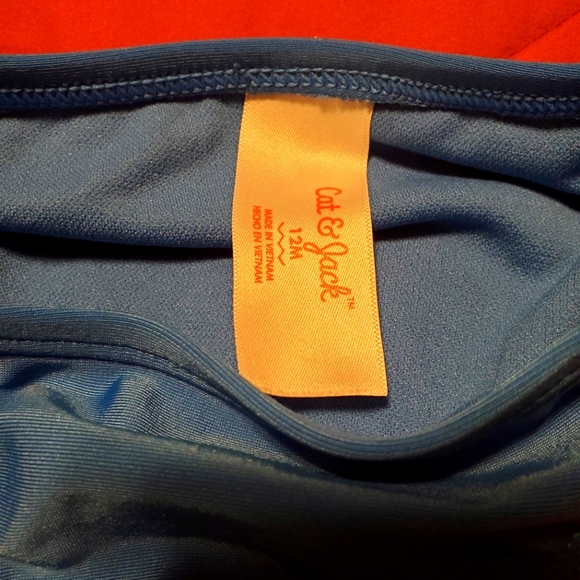 Fun 2-Piece - Picture 3 of 3